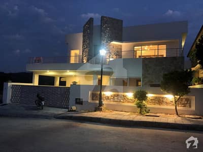 بحریہ ٹاؤن فیز 1 بحریہ ٹاؤن راولپنڈی راولپنڈی میں 6 کمروں کا 1 کنال مکان 4 کروڑ میں برائے فروخت۔ بحریہ ٹاؤن فیز 1 بحریہ ٹاؤن راولپنڈی راولپنڈی میں 6 کمروں کا 1 کنال مکان 4 کروڑ میں برائے فروخت۔