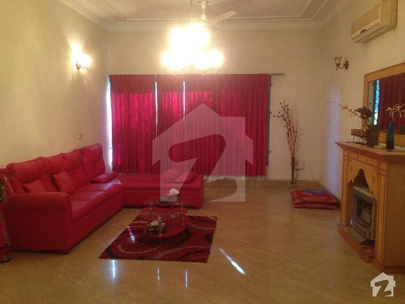 F8 New Luxurious Furnished Upper Portion For Rent