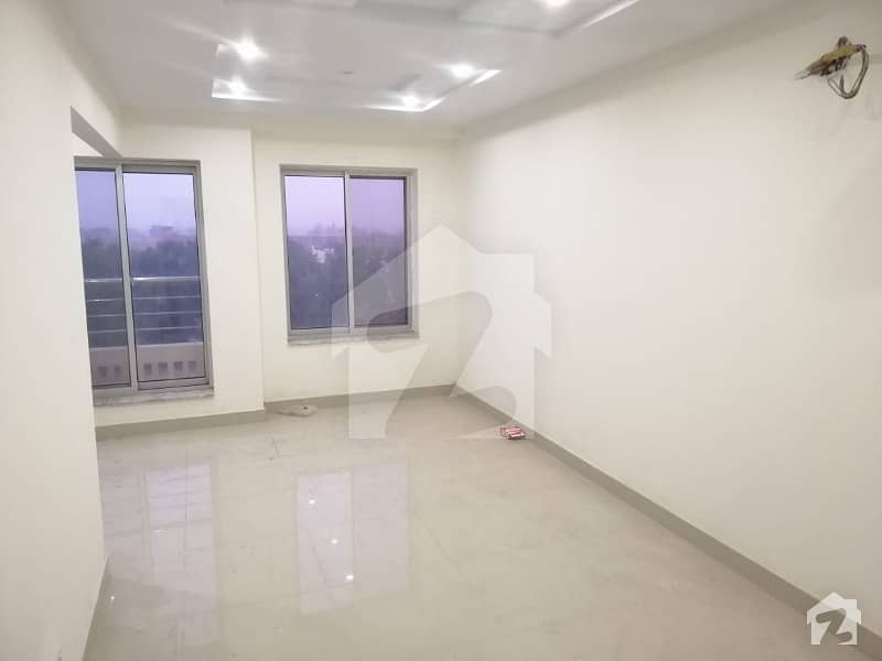 A BEAUTIFUL 1 BED FLATE FOR RENT IN QUID BLOCK SECTR E BAHRIA TOWN LHR