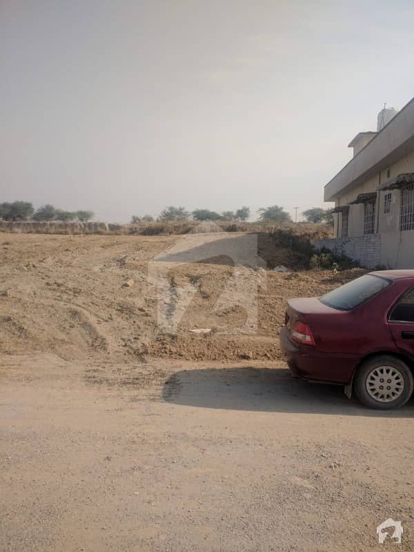 1 Kanal Plot For Sale At Block C B17