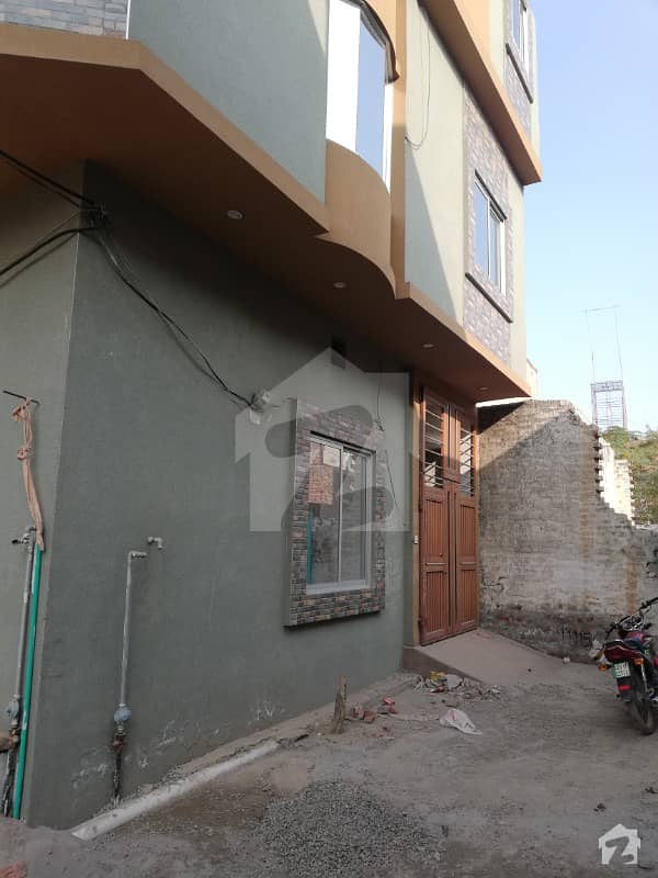 Mian Farooq Estate Offers 3 Marla Double Storey Corner  House For Sale