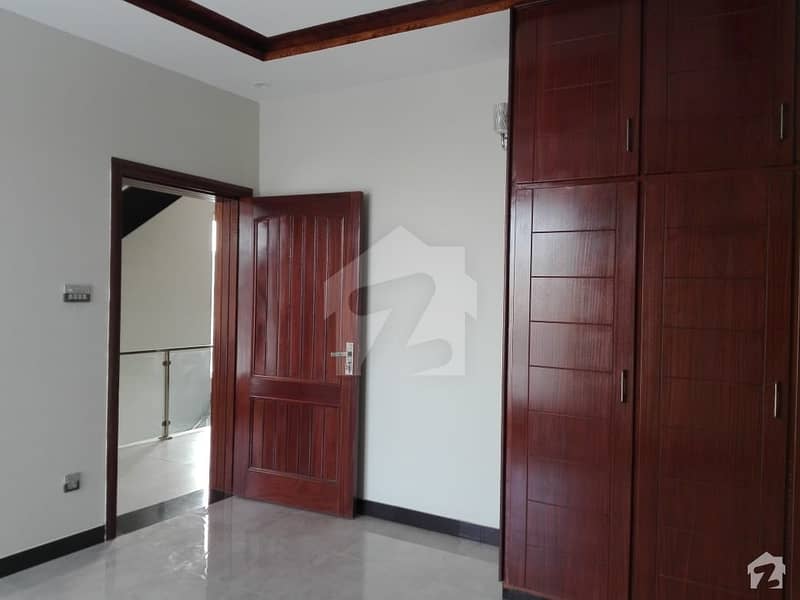 Flat For Sale On Adyala Road Rawalpindi Askari 7, Rawalpindi ID20185567