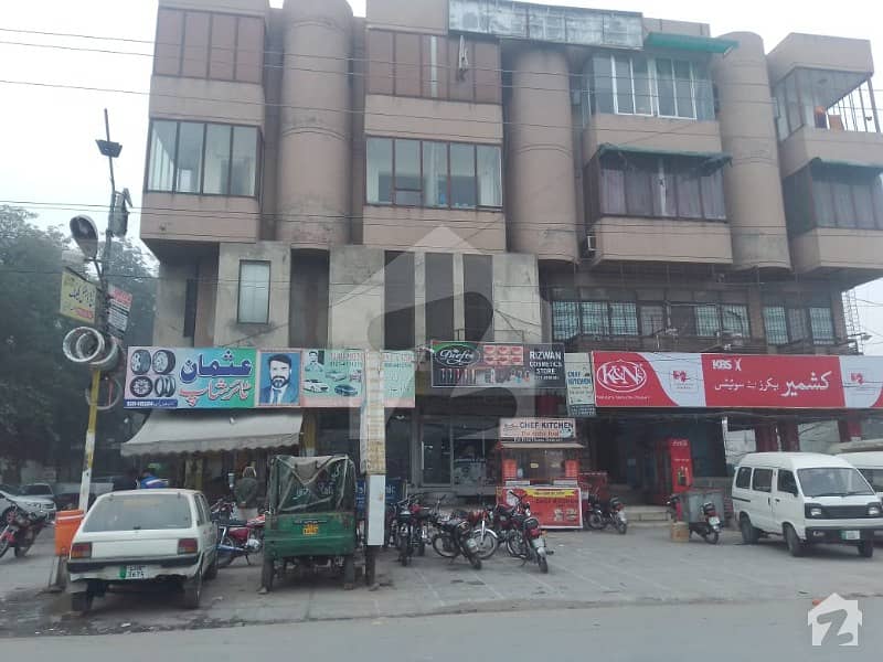 4 Marla Residential Flat Is Available For Rent At Model Town Q block At Prime Location