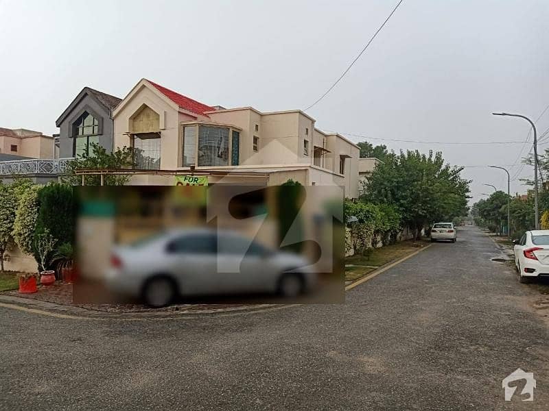 11 Marla Corner House With Registry Inteqal Option Best Location