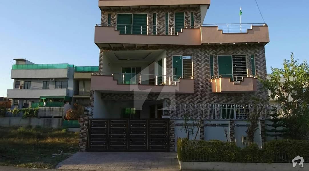 Beautiful Double Unit House Is Available For Sale In G-13/3 Islamabad