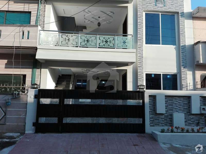 پاکستان ٹاؤن - فیز 1 پاکستان ٹاؤن اسلام آباد میں 6 کمروں کا 5 مرلہ مکان 1.35 کروڑ میں برائے فروخت۔