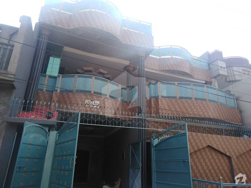 مسلم سٹی پشاور میں 7 کمروں کا 10 مرلہ مکان 2 کروڑ میں برائے فروخت۔