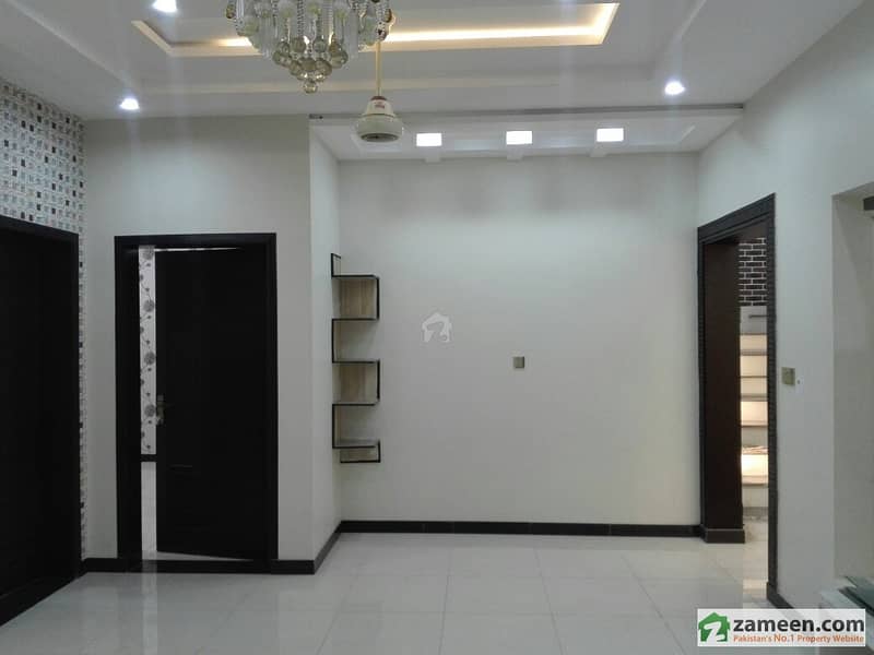 10 Marla House Available For Sale At D Block Garden Town, Gujranwala