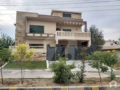 نیول اینکریج اسلام آباد میں 6 کمروں کا 14 مرلہ مکان 3.85 کروڑ میں برائے فروخت۔ نیول اینکریج اسلام آباد میں 6 کمروں کا 14 مرلہ مکان 3.85 کروڑ میں برائے فروخت۔