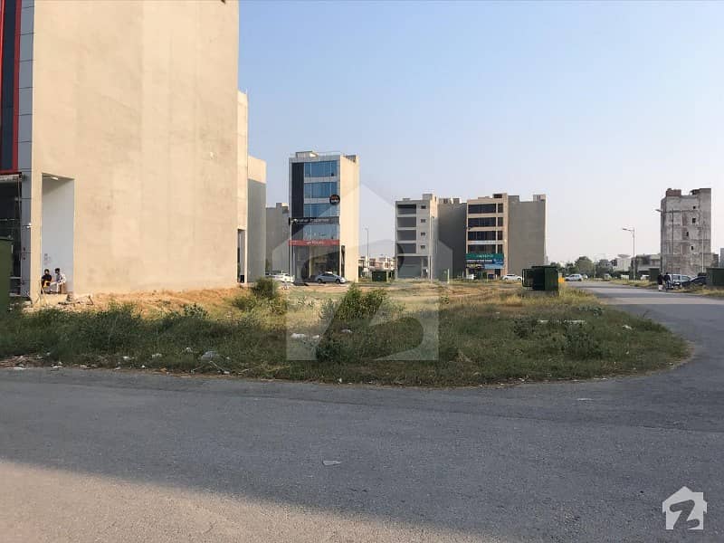 8 Marla Commercial Plot For Sale Facing Parking