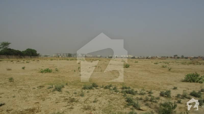 Ideal And Hot Location Main 100 Feet Road 8 Marla Plot No 1230 D Block For Sale In 9 Town DHA Lahore