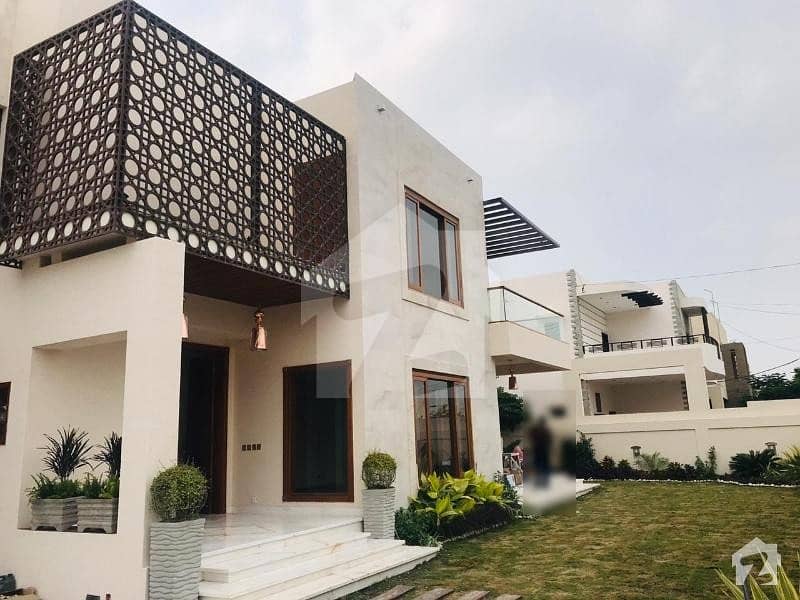 Outclass 1000 Yards Bungalow For Sale Artistic Designed Big Frontage 90 X 100 With Pool And Big Lawn