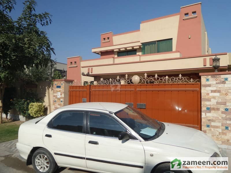Double Unit Corner House Is Available For Sale