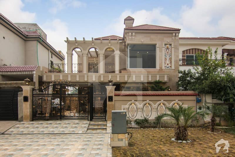 10 Marla Brand New Luxury Spainish Villa Banglow For Sale In Dha Phase 5 Hot Location
