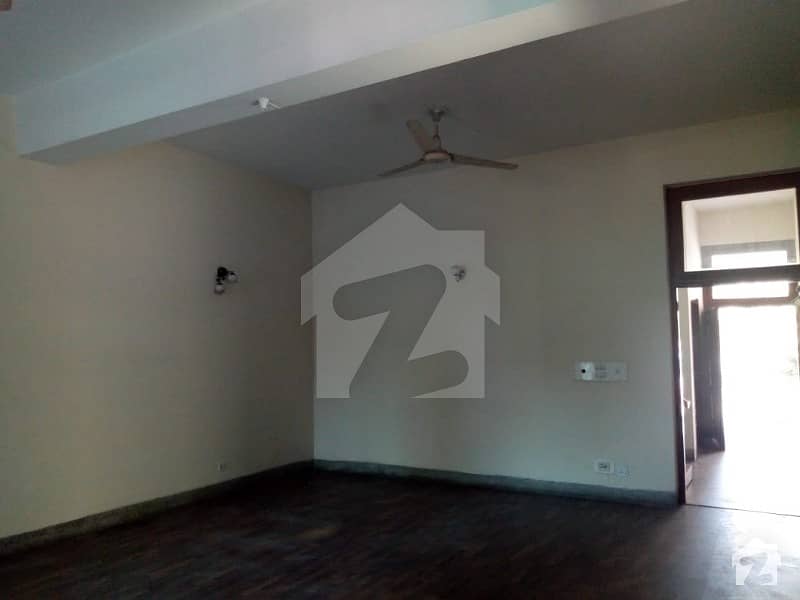 1 Kanal House For Rent Peaceful Location