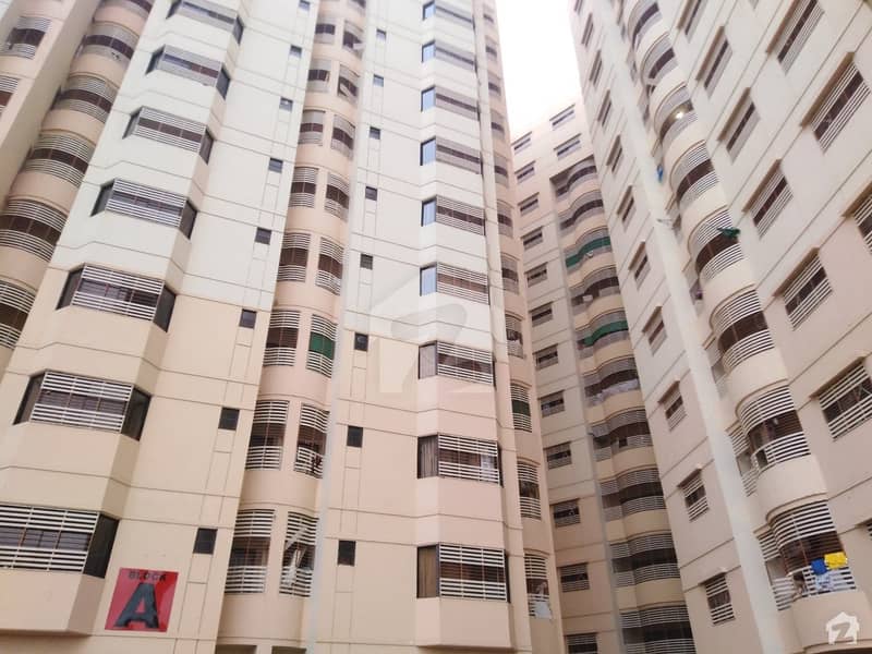 رفیع پریمیر ریذیڈنسی سکیم 33 کراچی میں 3 کمروں کا 8 مرلہ فلیٹ 1.1 کروڑ میں برائے فروخت۔