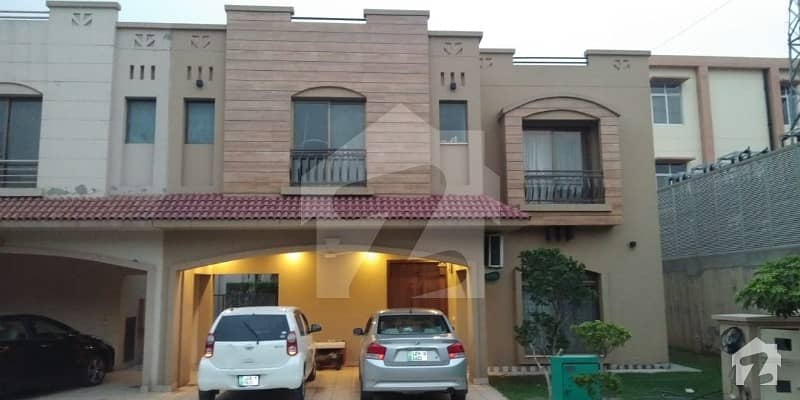 ڈیفینس رایا ڈی ایچ اے ڈیفینس لاہور میں 4 کمروں کا 12 مرلہ مکان 2.5 کروڑ میں برائے فروخت۔