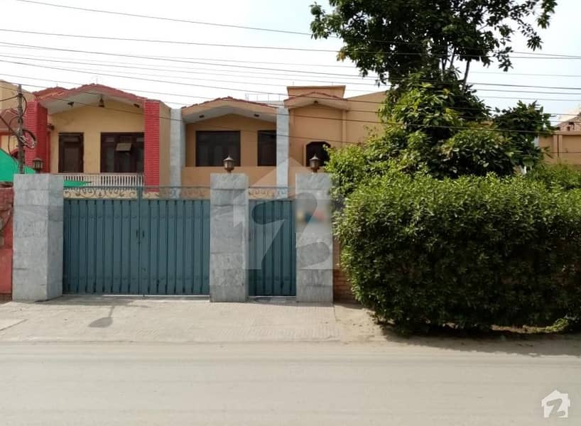 Shahzad Colony Satiana Road House For Sale