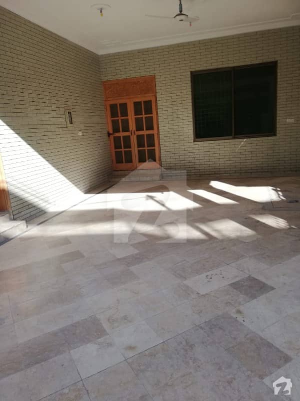 ویسٹریج 3 ویسٹریج راولپنڈی میں 4 کمروں کا 1.2 کنال زیریں پورشن 70 ہزار میں کرایہ پر دستیاب ہے۔