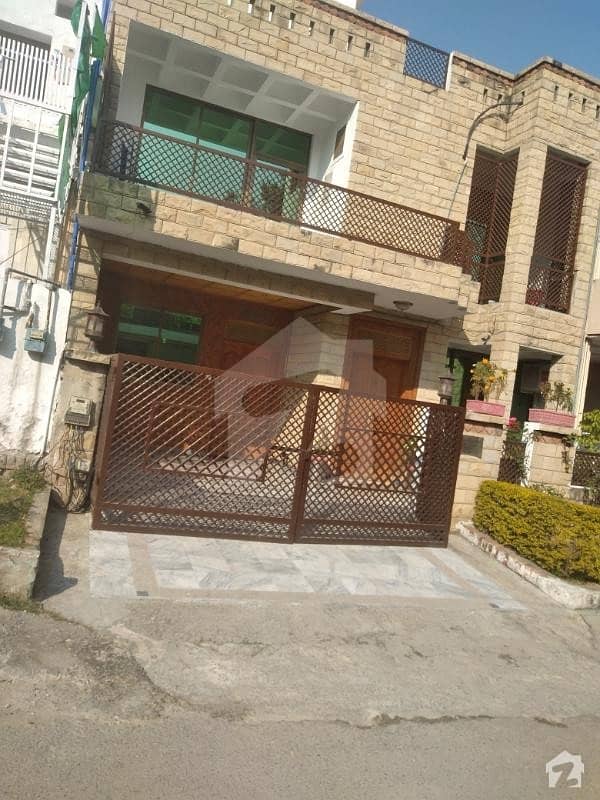 House For Rent - Hotel Staff Security Staff  Family Only Residence