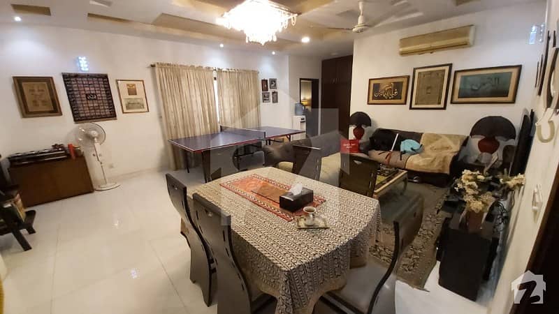 ماڈل ٹاؤن ۔ بلاک کے ماڈل ٹاؤن لاہور میں 5 کمروں کا 1 کنال مکان 6.4 کروڑ میں برائے فروخت۔