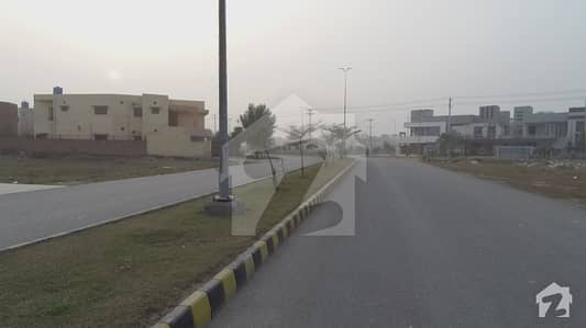 8 Marla Commercial Plot Is Available For Sale 8 Marla Commercial Plot Is Available For Sale