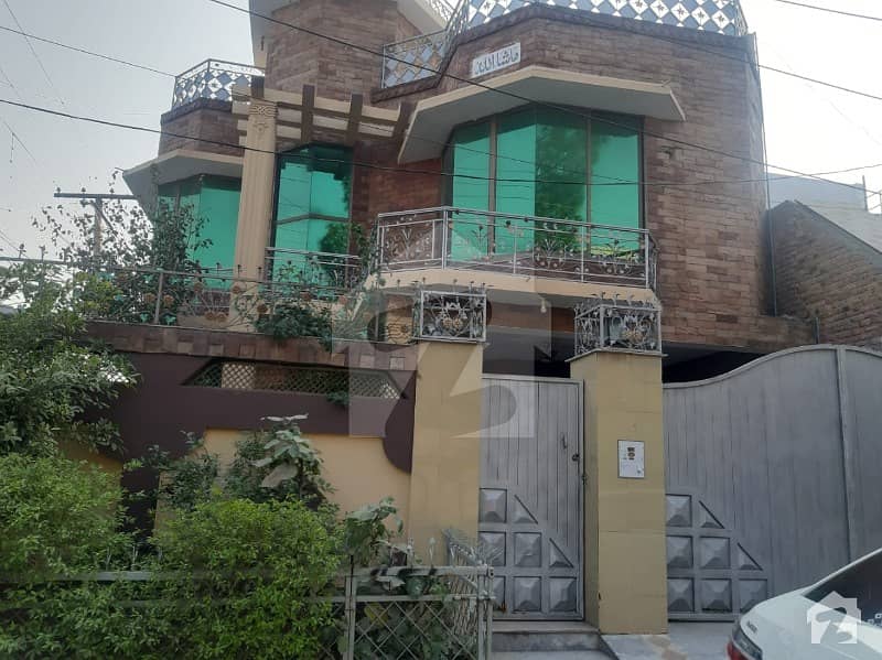 حیات آباد فیز 1 - ای2 حیات آباد فیز 1 حیات آباد پشاور میں 7 کمروں کا 10 مرلہ مکان 90 ہزار میں کرایہ پر دستیاب ہے۔