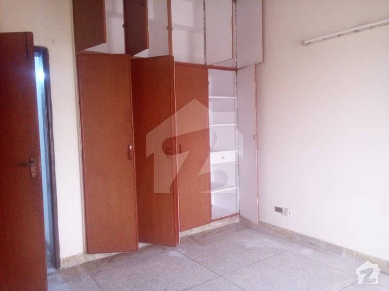 Dha 04 Marla 2nd Floor Flat Available For Rent At Excellent Location