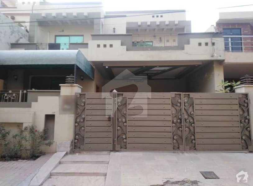 Triple Storey House For Sale