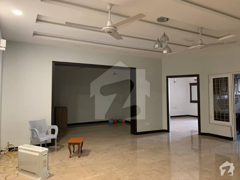 Luxurious Modern Style House Available For Rent In The Center Of Islamabad G9