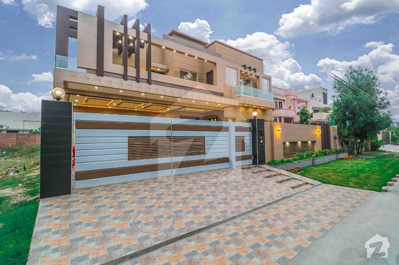 1 Kanal Brand New House Is Available For Sale In Wapda Town
