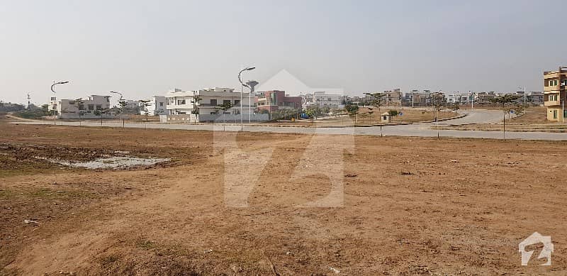 Ideal Investment For Boulevard And Corner Plot For Sale