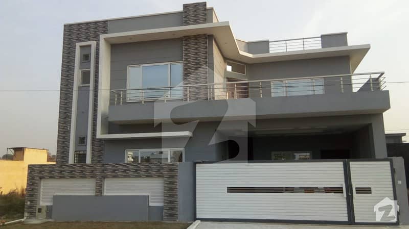 B-17 C Block 40x60 Brand New  House For Sale Available
