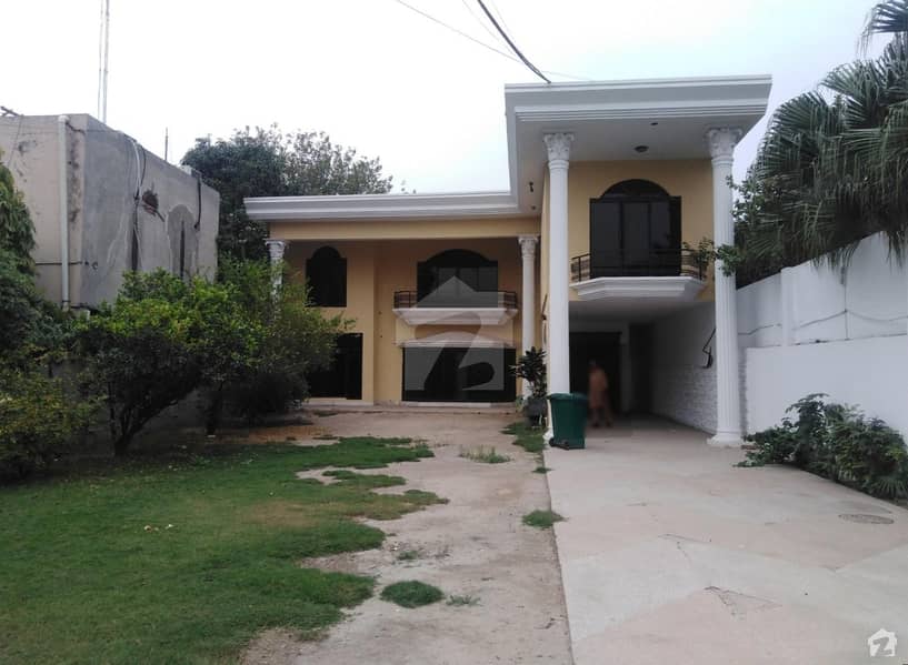 2 Kanal Well Maintained House Is Available For Rent