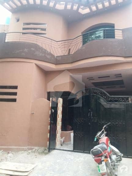سمسانی روڈ لاہور میں 3 کمروں کا 4 مرلہ مکان 35 ہزار میں کرایہ پر دستیاب ہے۔