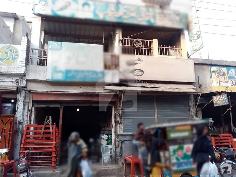 دیپالپور بازار ساہیوال میں 4 مرلہ عمارت 2.5 کروڑ میں برائے فروخت۔