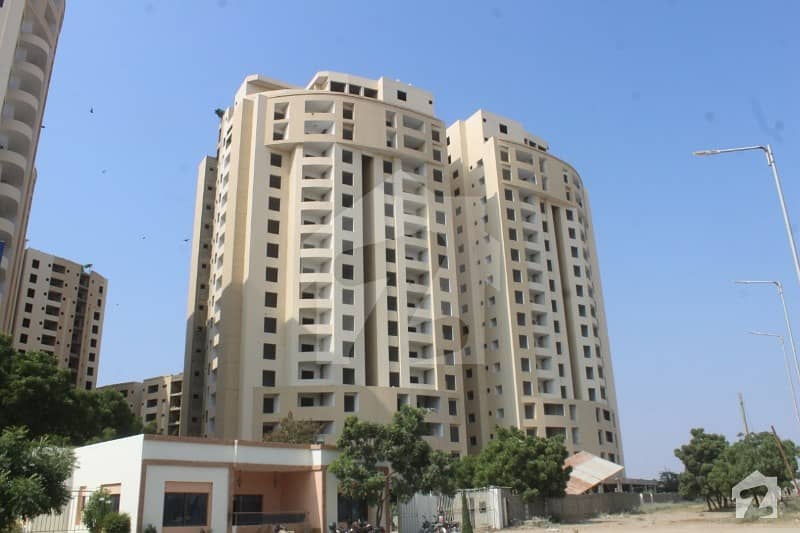 یونیورسٹی روڈ کراچی میں 2 کمروں کا 5 مرلہ فلیٹ 78 لاکھ میں برائے فروخت۔