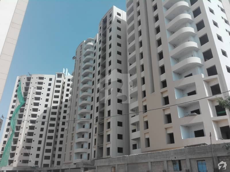 برج-ال-حرمین یونیورسٹی روڈ کراچی میں 4 کمروں کا 10 مرلہ فلیٹ 1.74 کروڑ میں برائے فروخت۔