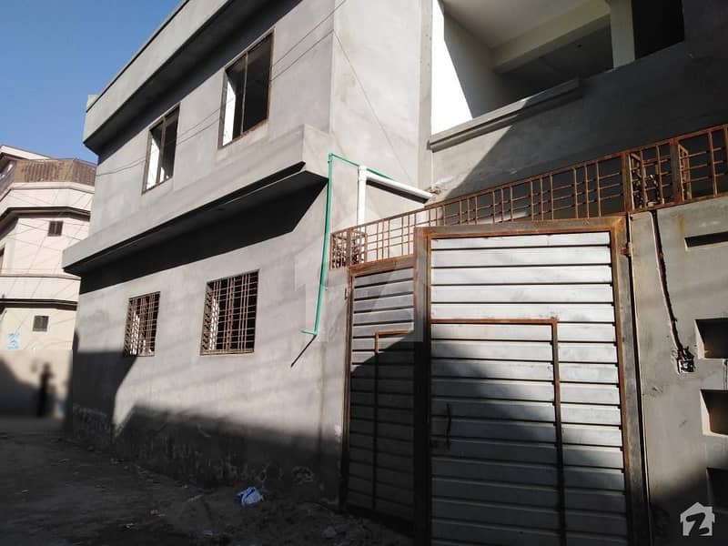ارباب سبز علی خان ٹاؤن ورسک روڈ پشاور میں 6 کمروں کا 5 مرلہ مکان 1.2 کروڑ میں برائے فروخت۔