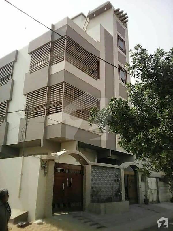 بفر زون - سیکٹر 16-A بفر زون نارتھ کراچی کراچی میں 3 کمروں کا 7 مرلہ بالائی پورشن 26 ہزار میں کرایہ پر دستیاب ہے۔