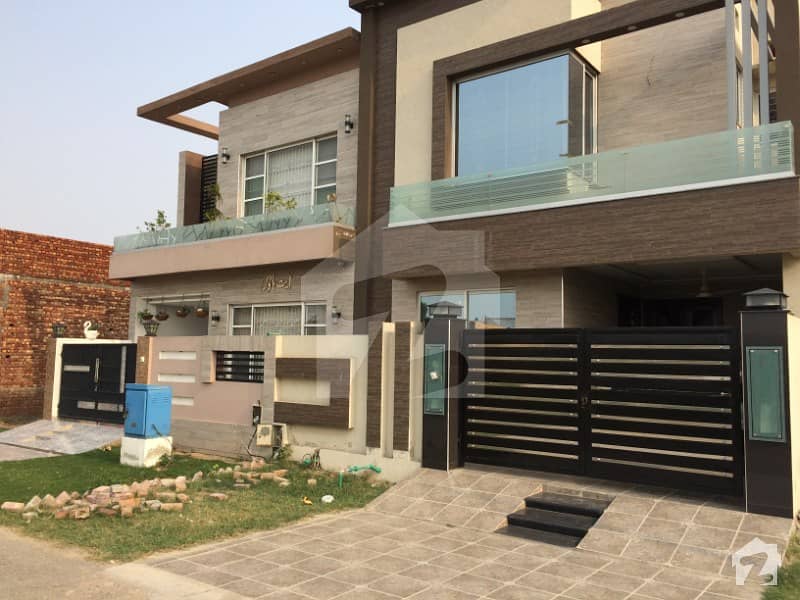 Near Dha 5 Marla Designers Brand New Double Unit House Near Park Main Road Gated Society 112 Lac