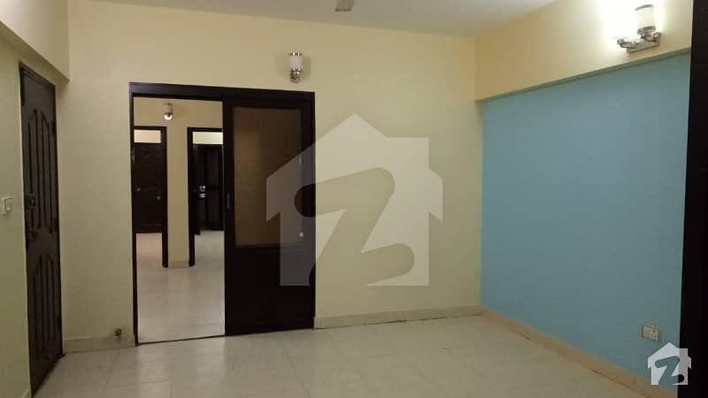 Defence Bukhari Comm - 3rd Floor Flat For Rent With Lift