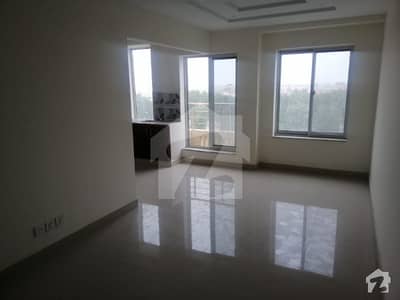 A BEAUTIFUL 1 BED FLATE FOR RENT IN NISHTER BLOCK SECTR E BAHRIA TOWN LHR