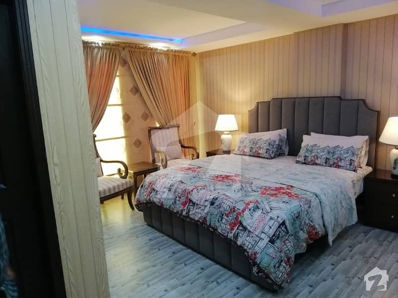 A BEAUTIFUL 1 BED FURNISHED FLATE FOR RENT IN GULMOHAR SECTR C BAHRIA TOWN LHR