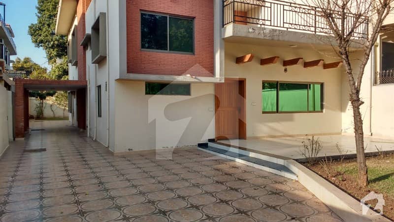 Fully Independent House For Rent In G6