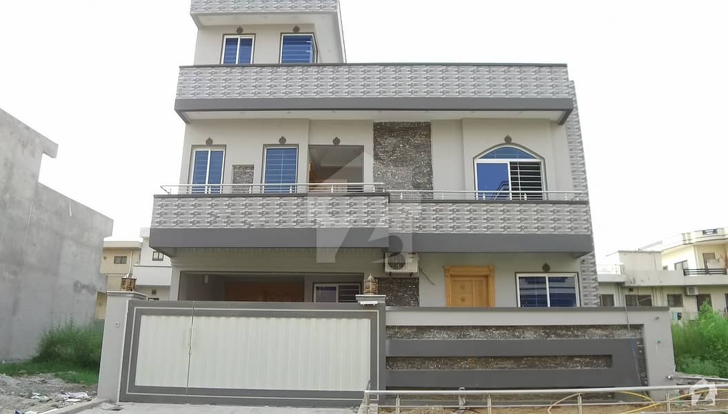 10 Marla Sun Face Brand New Double Storey House For Sale