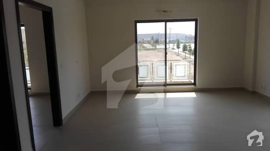 An Upper Portion of 1 Kanal House 3 Bed Available For Rent