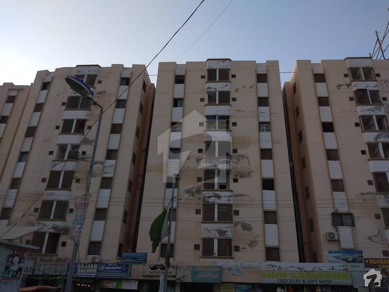 3rd Floor Flat Is Available For Sale At Naseem Shopping Mall Qasimabad Hyderabad