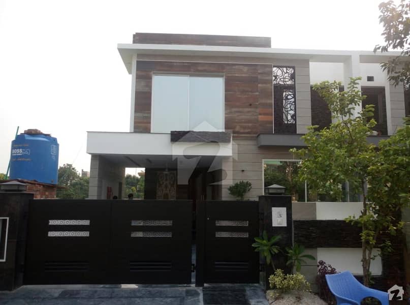 13.5 Marla House Is Available For Sale In Green City