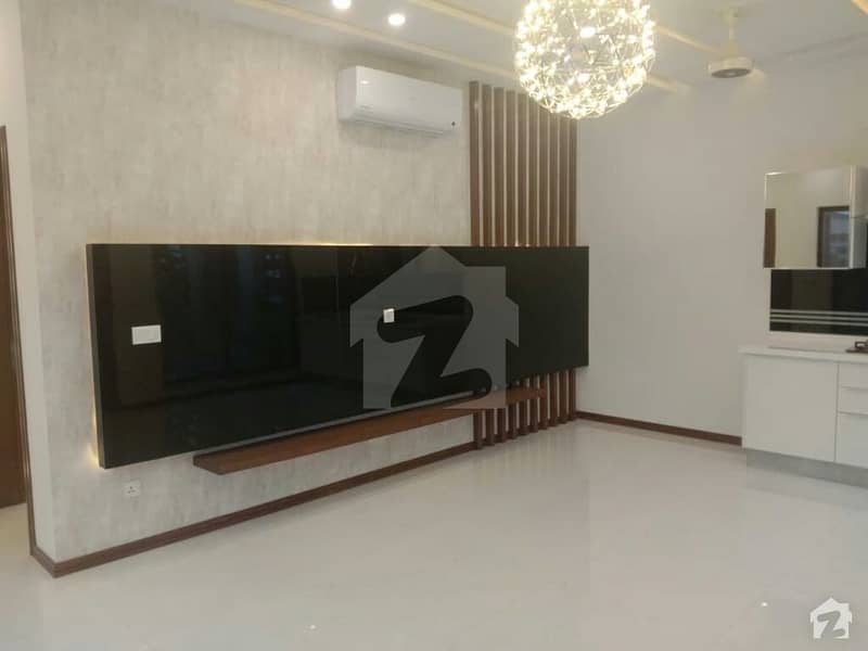 ڈی ایچ اے فیز 6 - بلاک کے فیز 6 ڈیفنس (ڈی ایچ اے) لاہور میں 5 کمروں کا 1 کنال مکان 4.8 کروڑ میں برائے فروخت۔